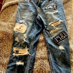 HEY GUYS IM BACK check out these awesome jeans